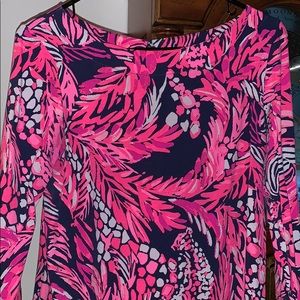 Lilly Pulitzer 3/4 sleeve tee size S